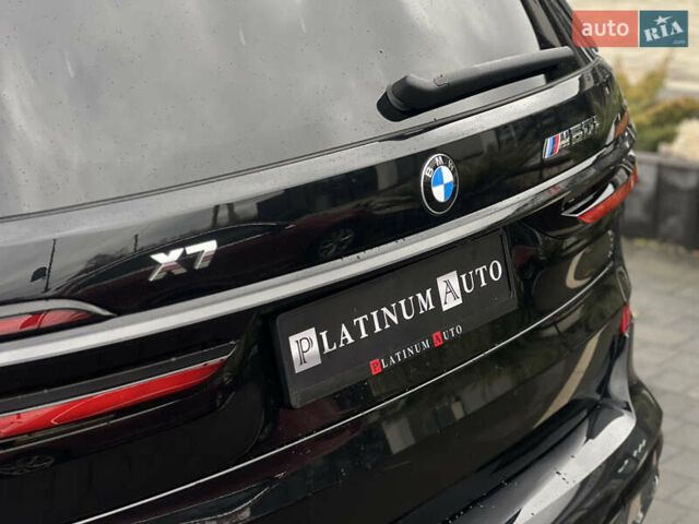 Черный БМВ X7, объемом двигателя 4.39 л и пробегом 20 тыс. км за 149500 $, фото 7 на Automoto.ua