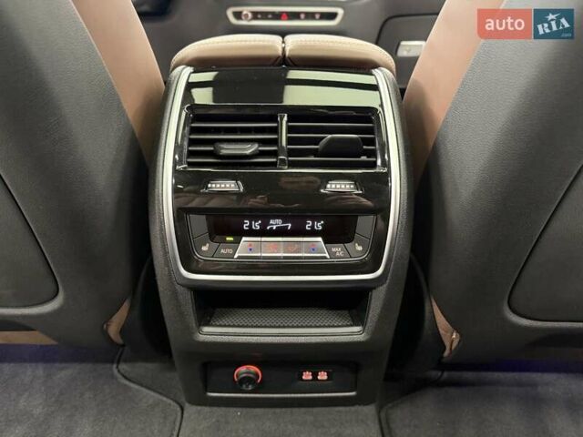 Чорний БМВ X7, об'ємом двигуна 2.99 л та пробігом 32 тис. км за 131800 $, фото 40 на Automoto.ua