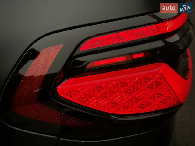 Черный БМВ X7, объемом двигателя 2.99 л и пробегом 50 тыс. км за 142000 $, фото 16 на Automoto.ua