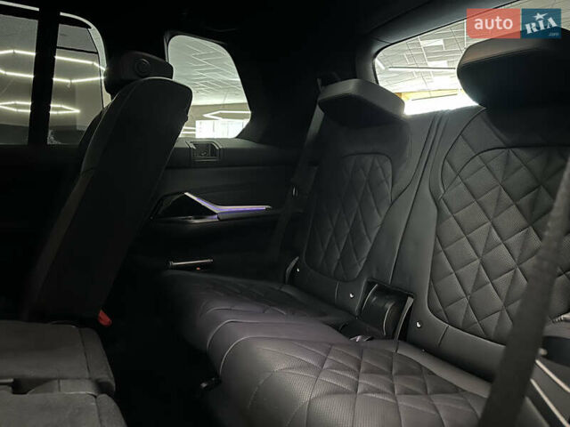 Черный БМВ X7, объемом двигателя 3 л и пробегом 29 тыс. км за 84999 $, фото 34 на Automoto.ua