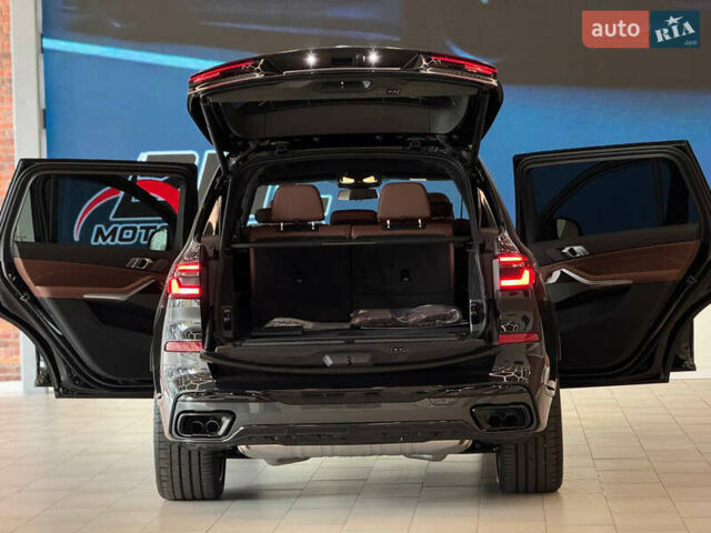Черный БМВ X7, объемом двигателя 3 л и пробегом 1 тыс. км за 133000 $, фото 14 на Automoto.ua
