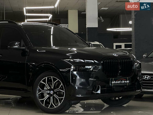 Черный БМВ X7, объемом двигателя 3 л и пробегом 29 тыс. км за 84999 $, фото 1 на Automoto.ua