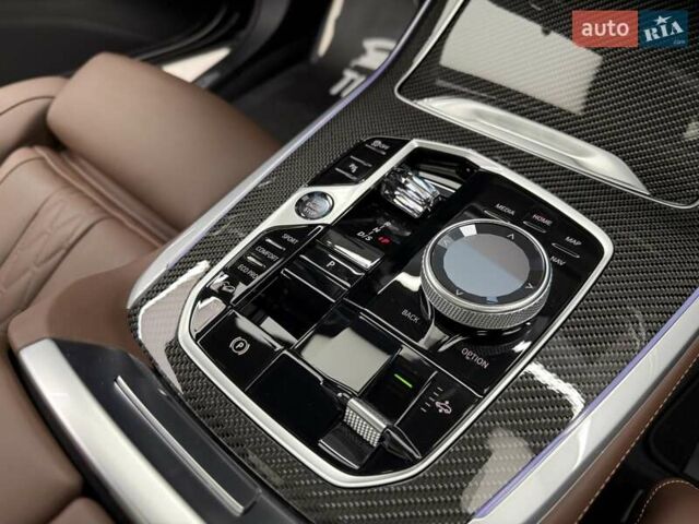 Чорний БМВ X7, об'ємом двигуна 2.99 л та пробігом 32 тис. км за 131800 $, фото 51 на Automoto.ua