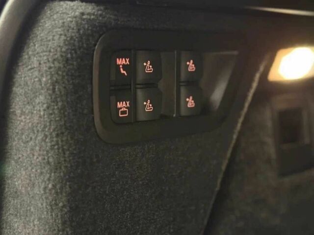 Чорний БМВ X7, об'ємом двигуна 3 л та пробігом 9 тис. км за 76550 $, фото 11 на Automoto.ua