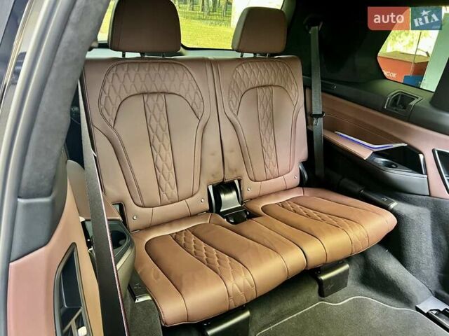 Чорний БМВ X7, об'ємом двигуна 2.99 л та пробігом 35 тис. км за 126000 $, фото 31 на Automoto.ua