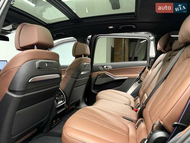 Чорний БМВ X7, об'ємом двигуна 2.99 л та пробігом 32 тис. км за 131800 $, фото 30 на Automoto.ua