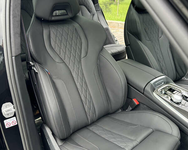 Черный БМВ X7, объемом двигателя 2.99 л и пробегом 14 тыс. км за 148999 $, фото 110 на Automoto.ua