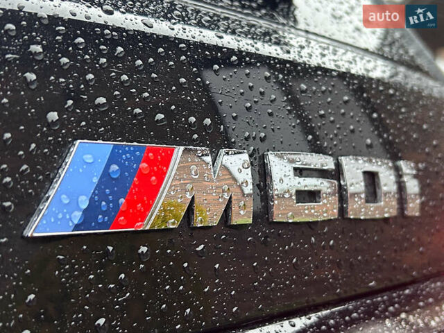 Черный БМВ X7, объемом двигателя 4.39 л и пробегом 15 тыс. км за 125000 $, фото 18 на Automoto.ua