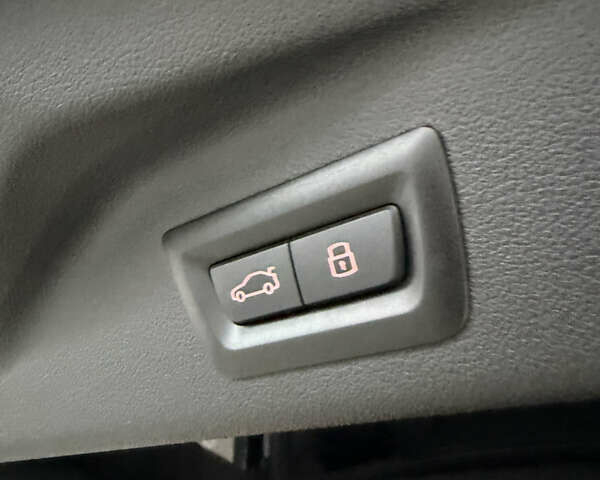 Чорний БМВ X7, об'ємом двигуна 2.99 л та пробігом 62 тис. км за 129999 $, фото 36 на Automoto.ua