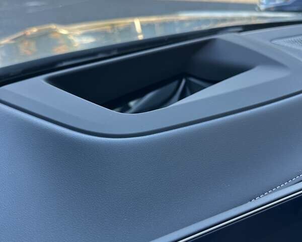 Черный БМВ X7, объемом двигателя 4.39 л и пробегом 11 тыс. км за 170000 $, фото 31 на Automoto.ua