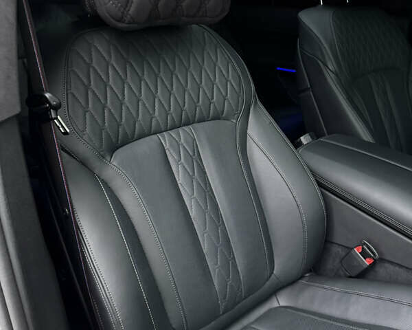 Чорний БМВ X7, об'ємом двигуна 2.99 л та пробігом 62 тис. км за 129999 $, фото 42 на Automoto.ua