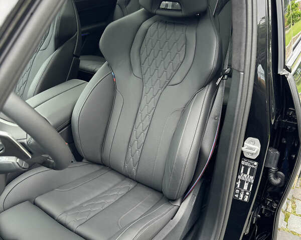 Черный БМВ X7, объемом двигателя 2.99 л и пробегом 14 тыс. км за 148999 $, фото 23 на Automoto.ua