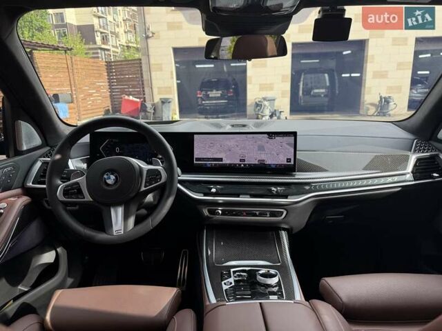 Черный БМВ X7, объемом двигателя 3 л и пробегом 28 тыс. км за 160500 $, фото 52 на Automoto.ua