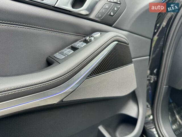 Черный БМВ X7, объемом двигателя 2.99 л и пробегом 14 тыс. км за 148999 $, фото 141 на Automoto.ua