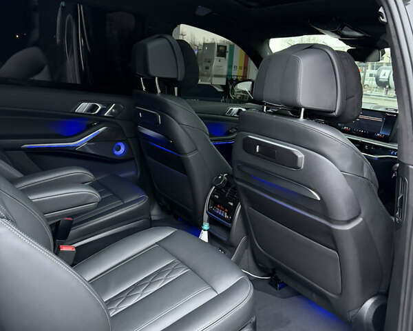Чорний БМВ X7, об'ємом двигуна 2.99 л та пробігом 62 тис. км за 129999 $, фото 37 на Automoto.ua