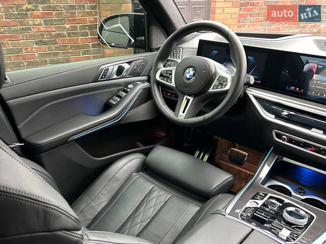 Черный БМВ X7, объемом двигателя 4.39 л и пробегом 15 тыс. км за 125000 $, фото 34 на Automoto.ua