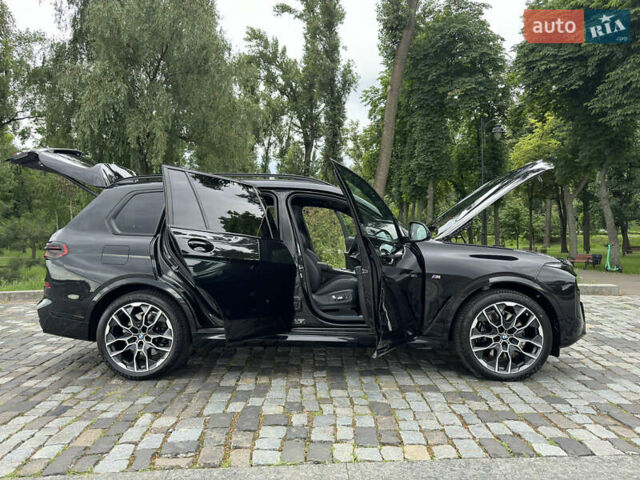 Черный БМВ X7, объемом двигателя 2.99 л и пробегом 14 тыс. км за 148999 $, фото 73 на Automoto.ua