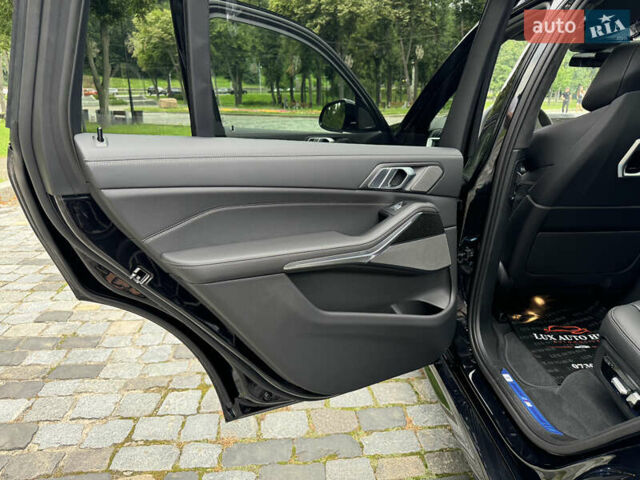 Черный БМВ X7, объемом двигателя 2.99 л и пробегом 14 тыс. км за 148999 $, фото 33 на Automoto.ua