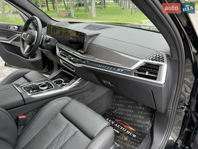 Черный БМВ X7, объемом двигателя 2.99 л и пробегом 14 тыс. км за 148999 $, фото 108 на Automoto.ua