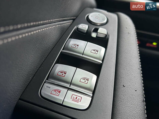 Черный БМВ X7, объемом двигателя 4.39 л и пробегом 15 тыс. км за 125000 $, фото 51 на Automoto.ua