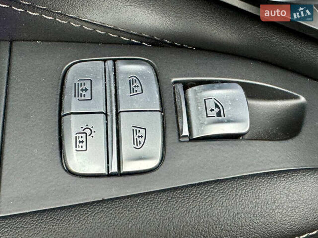 Черный БМВ X7, объемом двигателя 3 л и пробегом 29 тыс. км за 97677 $, фото 17 на Automoto.ua