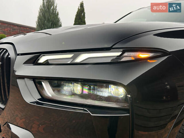 Черный БМВ X7, объемом двигателя 4.39 л и пробегом 15 тыс. км за 125000 $, фото 15 на Automoto.ua