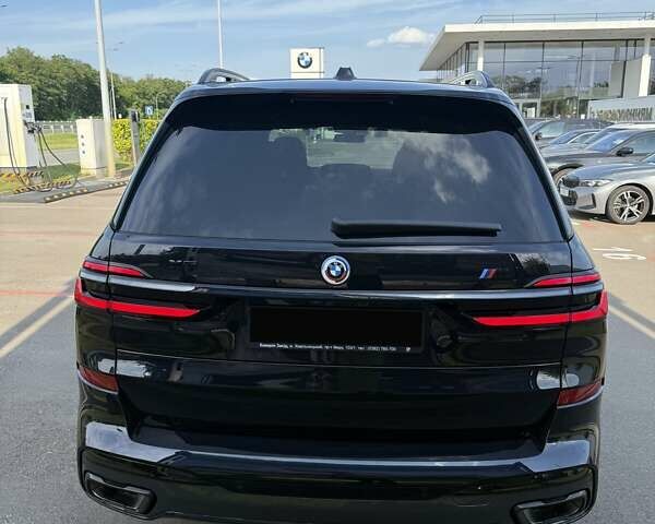 Черный БМВ X7, объемом двигателя 3 л и пробегом 28 тыс. км за 160500 $, фото 17 на Automoto.ua