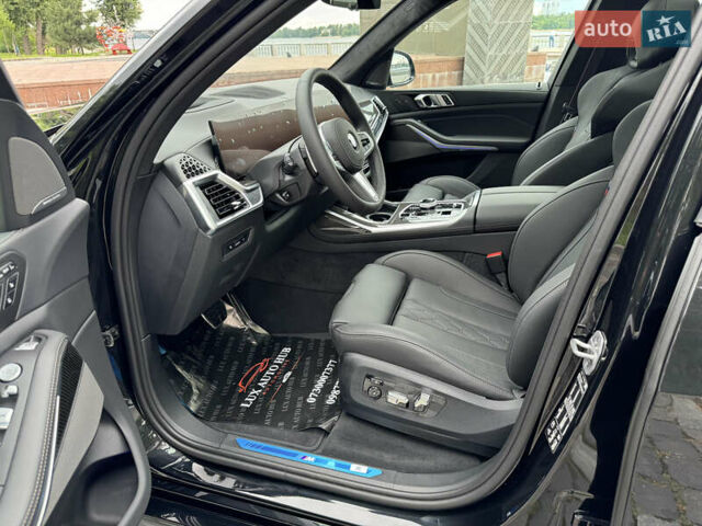 Черный БМВ X7, объемом двигателя 2.99 л и пробегом 14 тыс. км за 148999 $, фото 22 на Automoto.ua