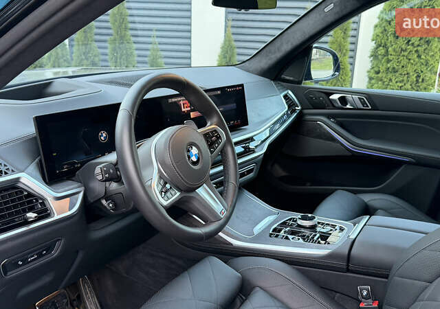 Черный БМВ X7, объемом двигателя 2.99 л и пробегом 22 тыс. км за 138000 $, фото 22 на Automoto.ua