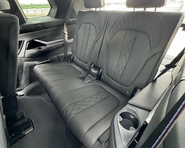 Черный БМВ X7, объемом двигателя 2.99 л и пробегом 14 тыс. км за 148999 $, фото 84 на Automoto.ua