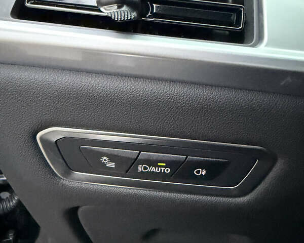 Чорний БМВ X7, об'ємом двигуна 2.99 л та пробігом 62 тис. км за 129999 $, фото 28 на Automoto.ua