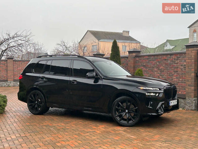 Черный БМВ X7, объемом двигателя 4.39 л и пробегом 15 тыс. км за 125000 $, фото 7 на Automoto.ua