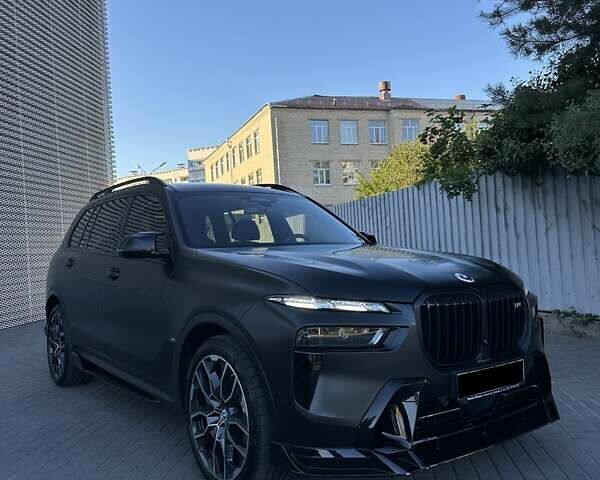 Черный БМВ X7, объемом двигателя 4.39 л и пробегом 11 тыс. км за 170000 $, фото 3 на Automoto.ua