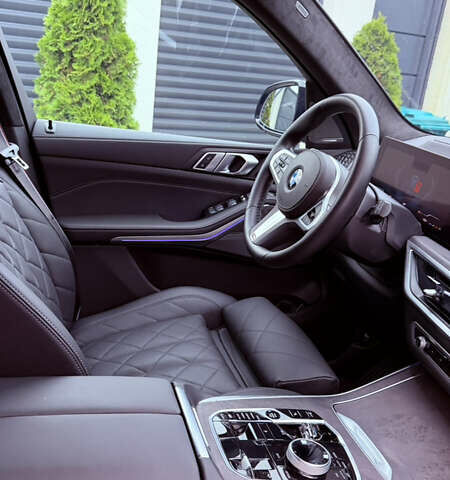 Черный БМВ X7, объемом двигателя 2.99 л и пробегом 22 тыс. км за 138000 $, фото 14 на Automoto.ua