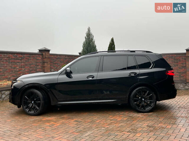 Черный БМВ X7, объемом двигателя 4.39 л и пробегом 15 тыс. км за 125000 $, фото 6 на Automoto.ua