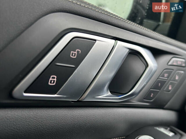 Черный БМВ X7, объемом двигателя 4.39 л и пробегом 15 тыс. км за 125000 $, фото 50 на Automoto.ua