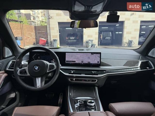 Черный БМВ X7, объемом двигателя 3 л и пробегом 28 тыс. км за 160500 $, фото 51 на Automoto.ua