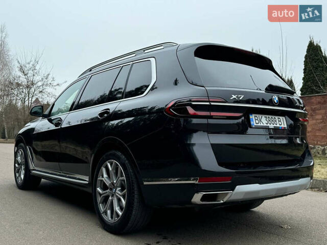 Черный БМВ X7, объемом двигателя 3 л и пробегом 29 тыс. км за 97677 $, фото 3 на Automoto.ua