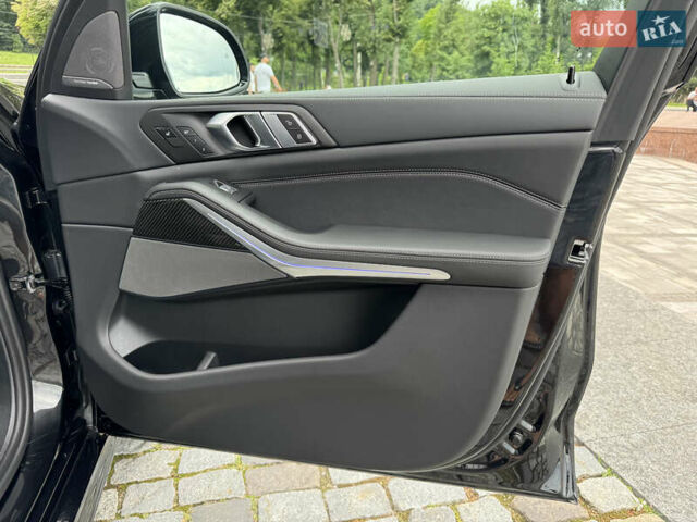 Черный БМВ X7, объемом двигателя 2.99 л и пробегом 14 тыс. км за 148999 $, фото 117 на Automoto.ua