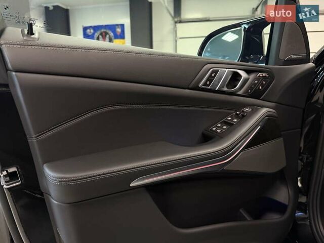Черный БМВ X7, объемом двигателя 4.39 л и пробегом 9 тыс. км за 178500 $, фото 56 на Automoto.ua