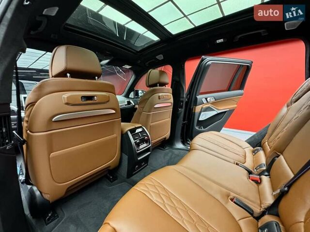 Черный БМВ X7, объемом двигателя 4.4 л и пробегом 1 тыс. км за 185900 $, фото 53 на Automoto.ua