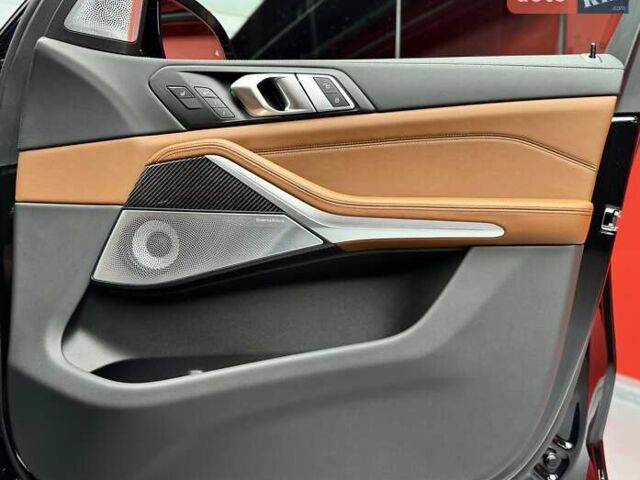 Черный БМВ X7, объемом двигателя 4.4 л и пробегом 1 тыс. км за 185900 $, фото 61 на Automoto.ua