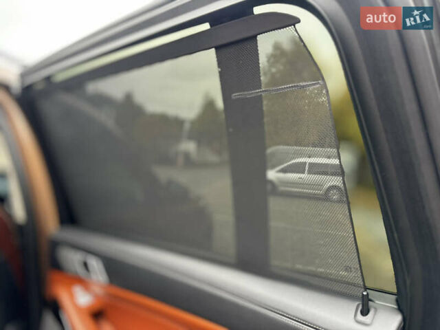 Коричневий БМВ X7, об'ємом двигуна 4.39 л та пробігом 152 тис. км за 59999 $, фото 37 на Automoto.ua