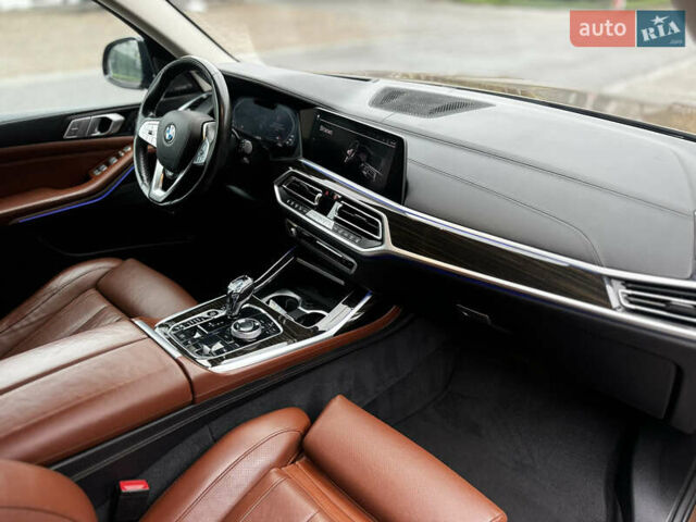 Коричневий БМВ X7, об'ємом двигуна 4.39 л та пробігом 152 тис. км за 59999 $, фото 30 на Automoto.ua