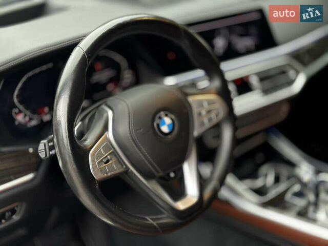 Коричневий БМВ X7, об'ємом двигуна 4.39 л та пробігом 152 тис. км за 59999 $, фото 23 на Automoto.ua