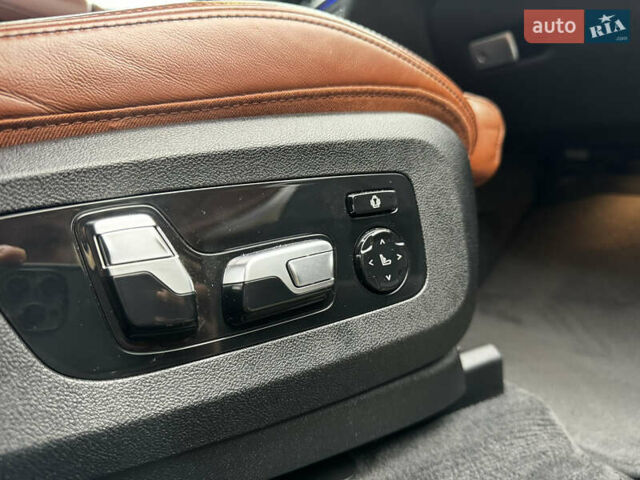 Коричневий БМВ X7, об'ємом двигуна 4.39 л та пробігом 152 тис. км за 59999 $, фото 32 на Automoto.ua