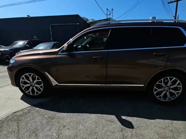 Коричневый БМВ X7, объемом двигателя 3 л и пробегом 42 тыс. км за 23200 $, фото 1 на Automoto.ua