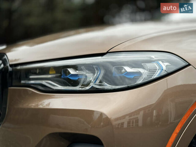 Коричневий БМВ X7, об'ємом двигуна 4.39 л та пробігом 152 тис. км за 59999 $, фото 10 на Automoto.ua