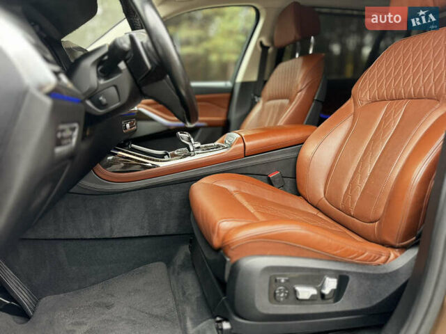 Коричневий БМВ X7, об'ємом двигуна 4.39 л та пробігом 152 тис. км за 59999 $, фото 27 на Automoto.ua