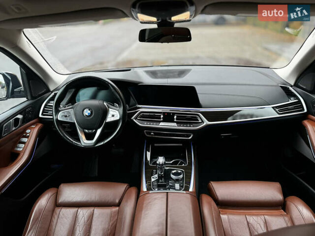 Коричневий БМВ X7, об'ємом двигуна 4.39 л та пробігом 152 тис. км за 59999 $, фото 39 на Automoto.ua